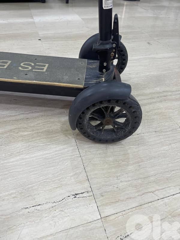Es board scooter electric great condition 13