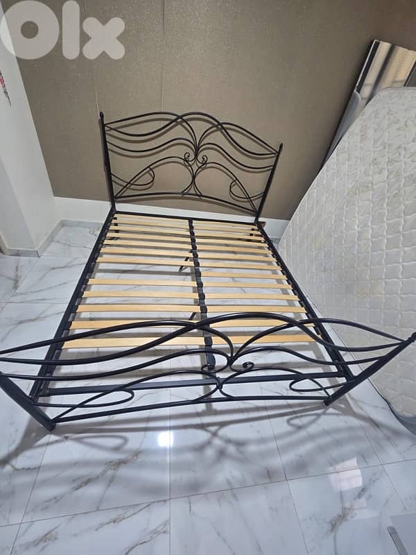 bed for sale 0
