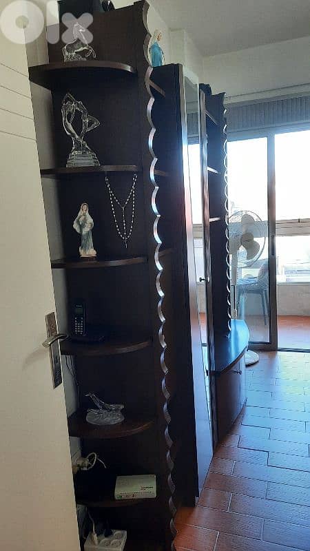 Brown TV Cabinet فيترين 3