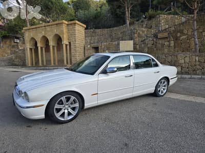 Jaguar XJ8L 2005