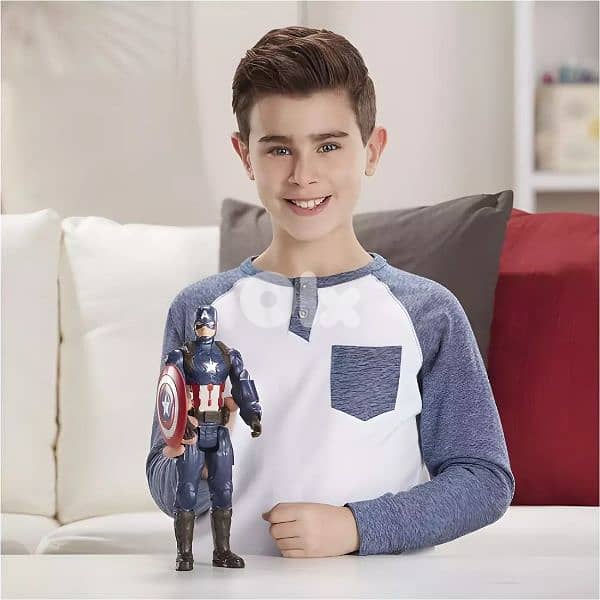 Captain America Figure (Limited Quantity) 6