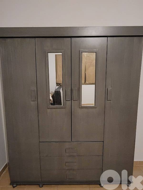 new closet for sale 0