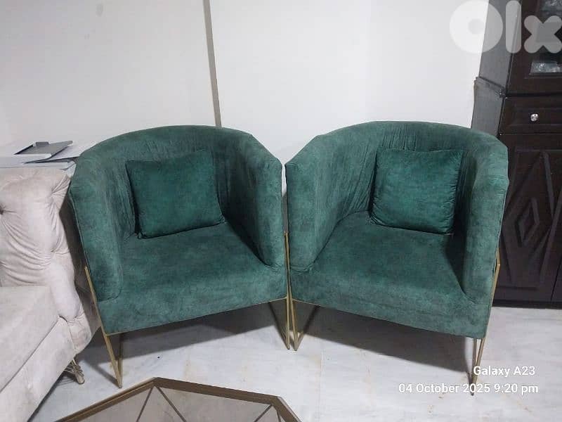 صالون للبيع شبه جديد 4