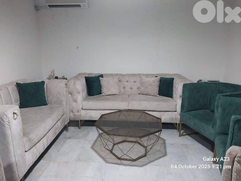 صالون للبيع شبه جديد 7