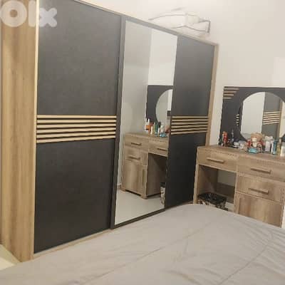 full bedroom