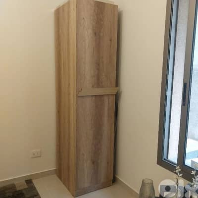 closet used like new