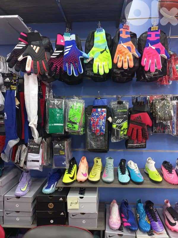 football and gloves shoes original nike w adidas w puma كفوف كرة قدم 4