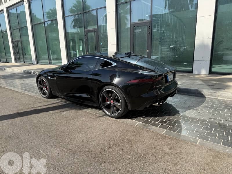 Jaguar F-Type 2017 0