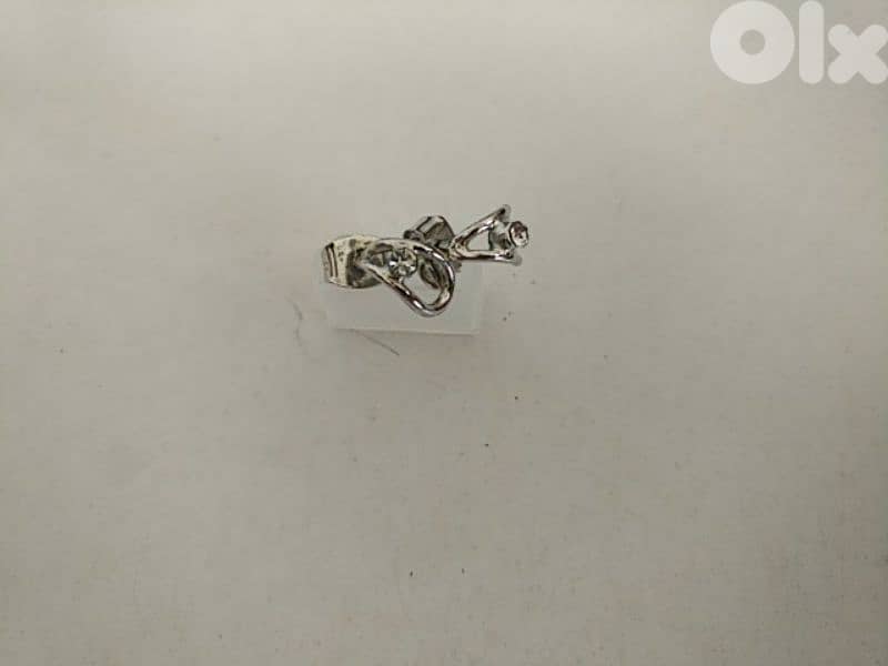 Very small earrings - Not Negotiable 0