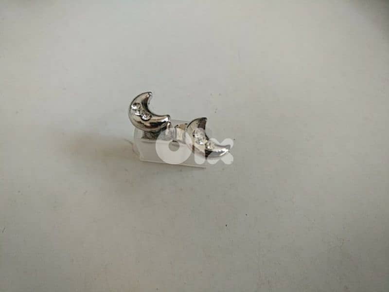 Half moon earrings - Not Negotiable 1
