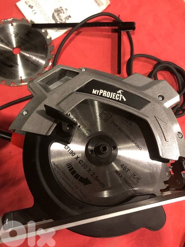 منشار كهربائي 4