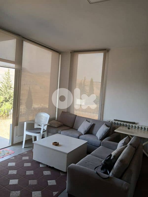 شقة بقلب فيلا في عين داره apartment inside villa in ain Dara 0