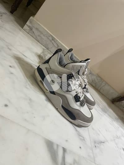 Jordan 4s military black (41)