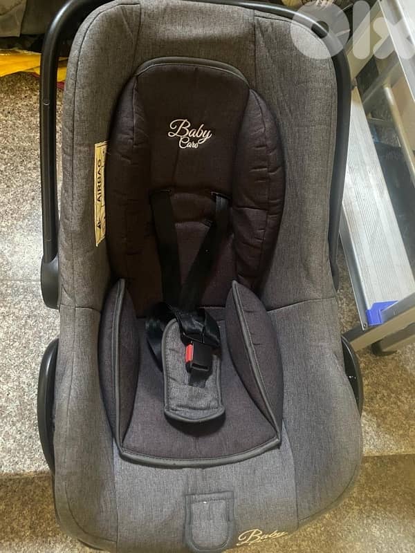 car seat 0