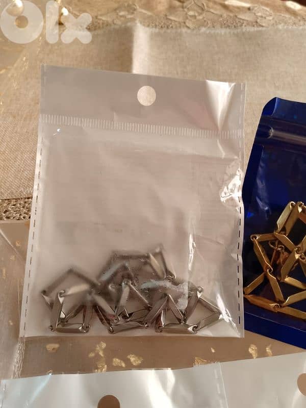 سنسيل للبيع ذهب برازيلي بعدون جديد سعر قطعة 5$ 5