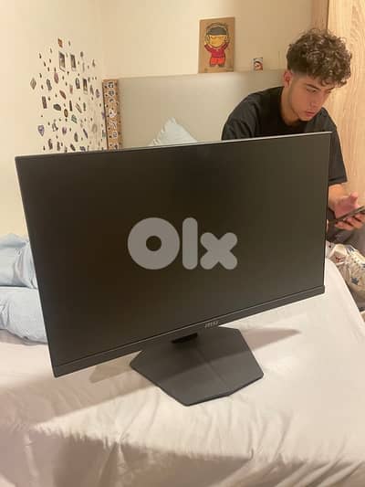MONITER 180 HERTZ MSI