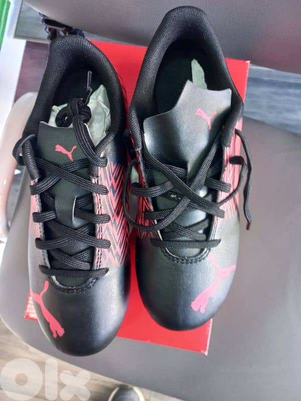 football shoes original nike w adidas w puma احذية كرة قدم فوتبول 12