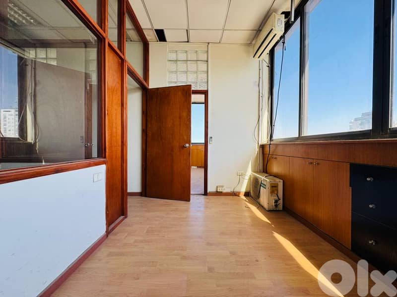 JH25-4411 Office 120m2 for rent in Sin l Fil, $ 1,000 cash 0