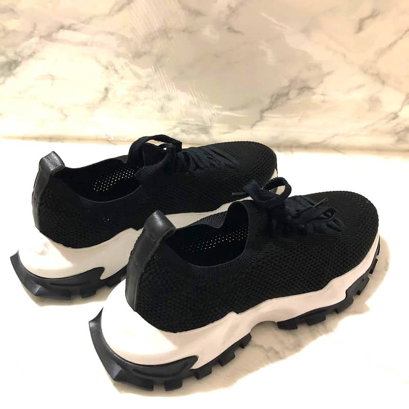 Tween Damat Black Sneakers size 40-41 7