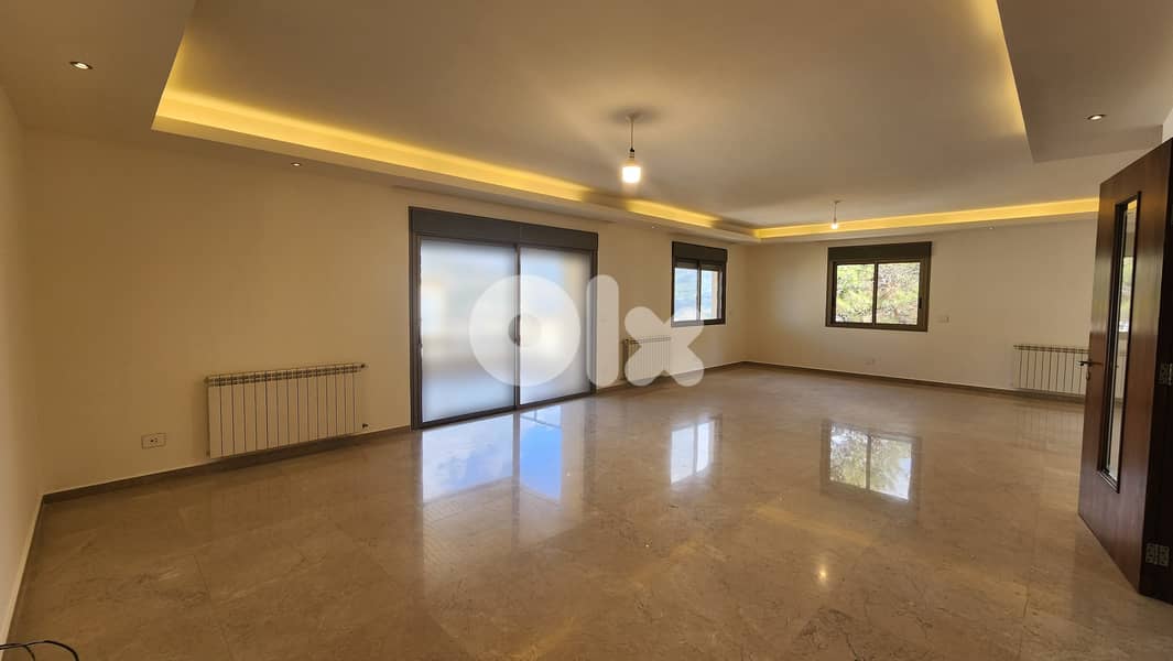 Apartment for Sale in Louaizeh شقة للبيع في اللويزة 0