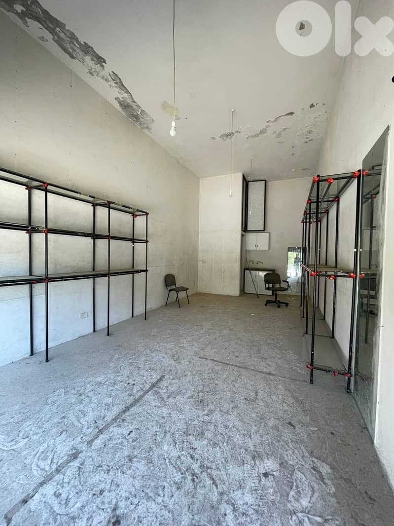 Shop for sale in Faytroun - محل للبيع في فيطرون 0
