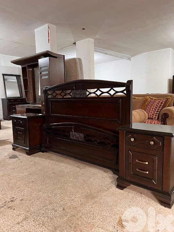 اوضة نوم شغل توصاية خشب زان ولاتي واندءف ملبسة قشرة زان 4