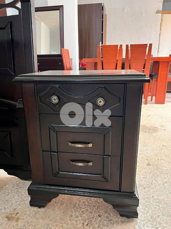 اوضة نوم شغل توصاية خشب زان ولاتي واندءف ملبسة قشرة زان 7