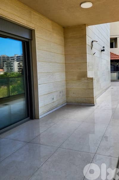 Apartment for sale Hazmieh / شقة للبيع في الحازمية