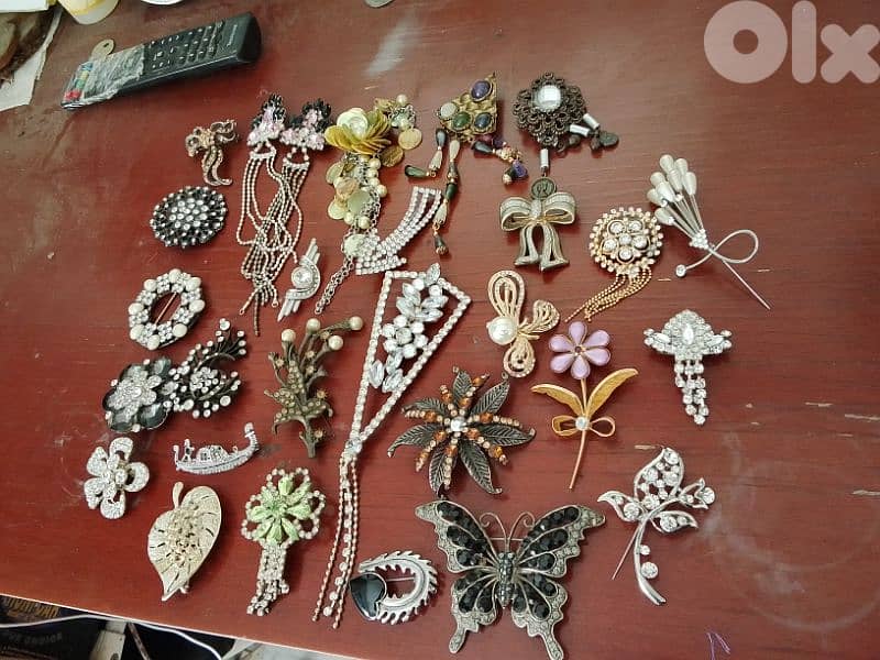 broches collection 1