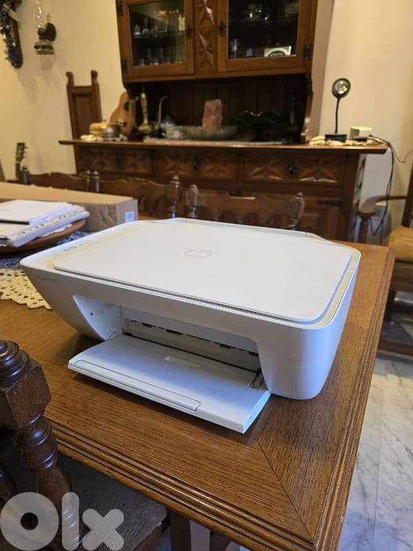 HP deskjet 2320 printer and scaner 0
