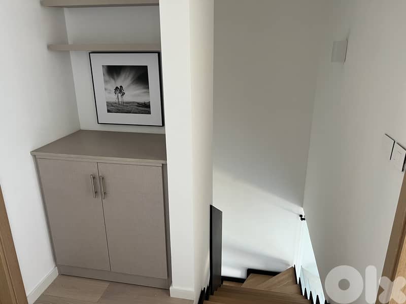 Elegant 2 Bedroom Chalet with Garden in Tilal Faqra 9