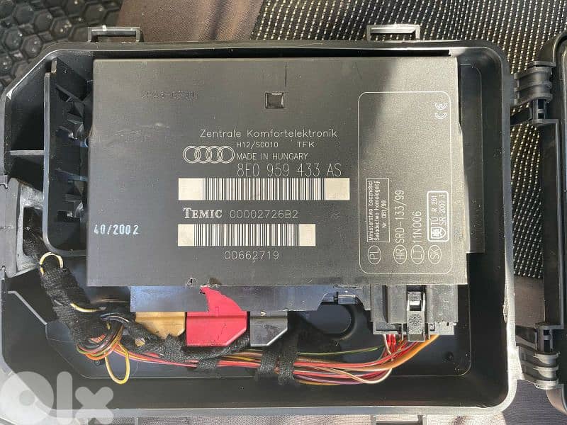 Leather seats/beige for audi a4 2003 فرش داخلية كاملة لون بيج 3