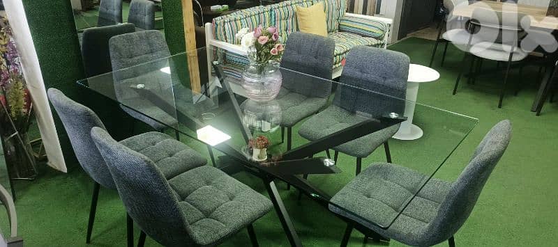 طاولة سفرة زجاج مع كراسي.   Dining table with chairs 1