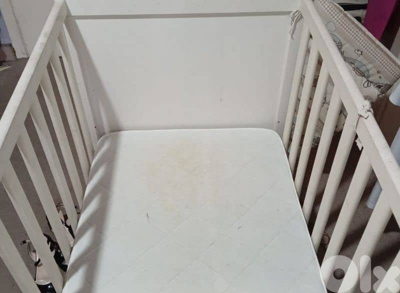 IKEA Baby Bed with free mattress 1
