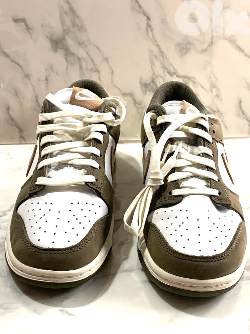 Nike Dunk Low Retro PRM Medium Olive - Size 41 2