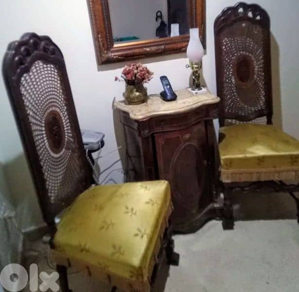 Console Table & 2 Chairs for Entrance 0