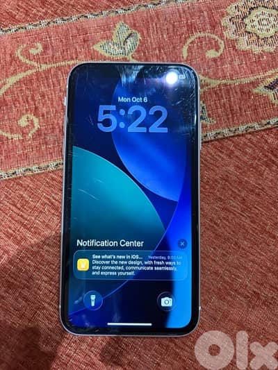 iPhone 11 white 64 GB