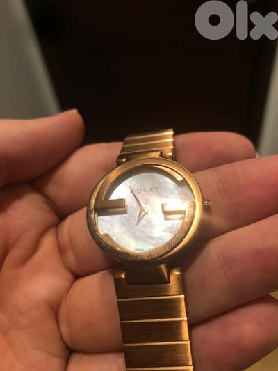 Gucci Women’s Watch – Mother-of-Pearl Dial PVC Gold – New Battery