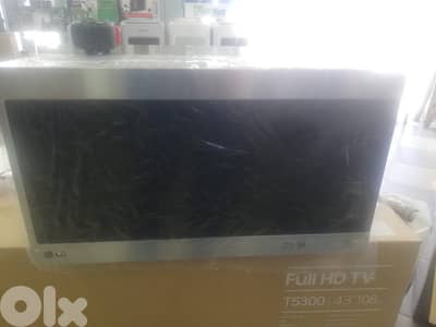 Microwave still in box