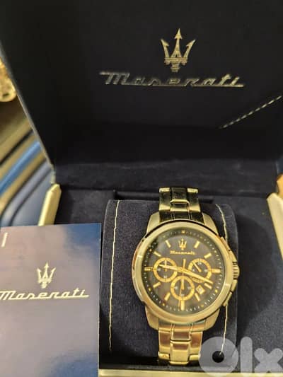 Maserati Successo blue dial watch