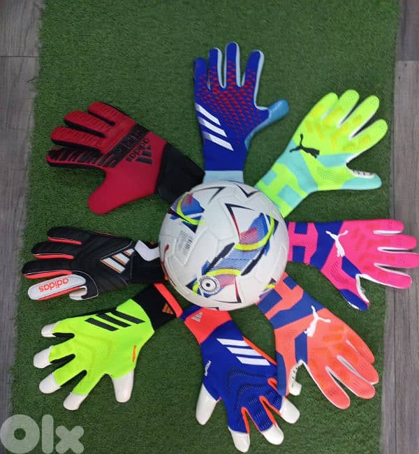 football and gloves shoes original كفوف حارس مرمى 0