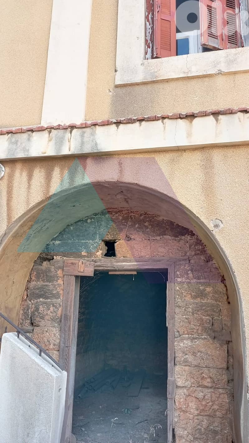 Land+Old ancient villa with Prime Location 4sale in Baabdaأرض في بعبدا 5