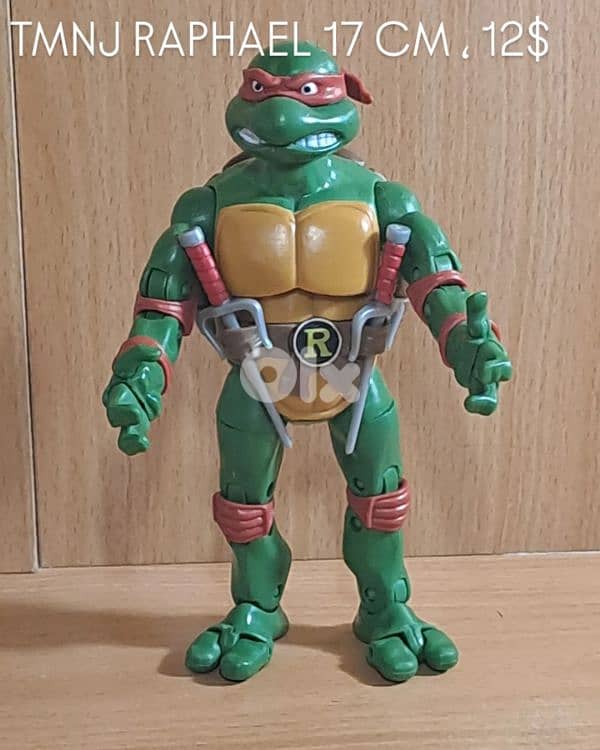 Superheroes figurine 30 cm. 15 and 10 cm , and Transformers big size 2