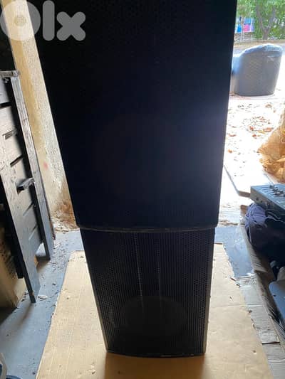 Beta3 active 12 inch speakers