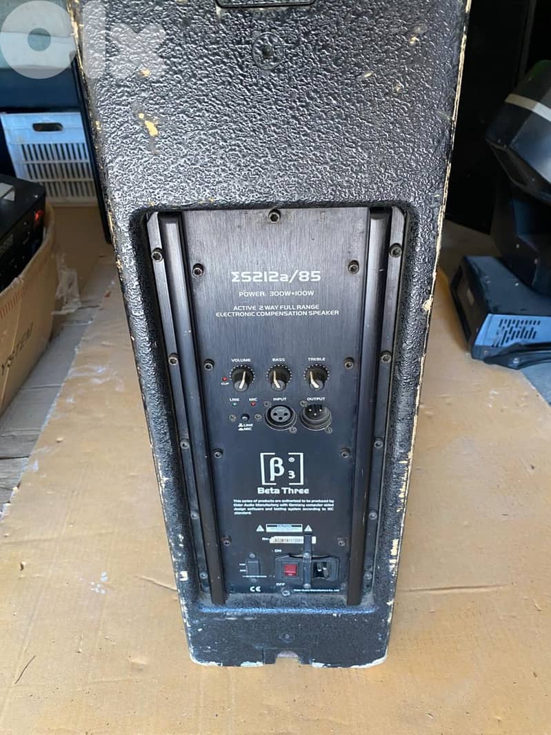 Beta3 active 12 inch speakers 3