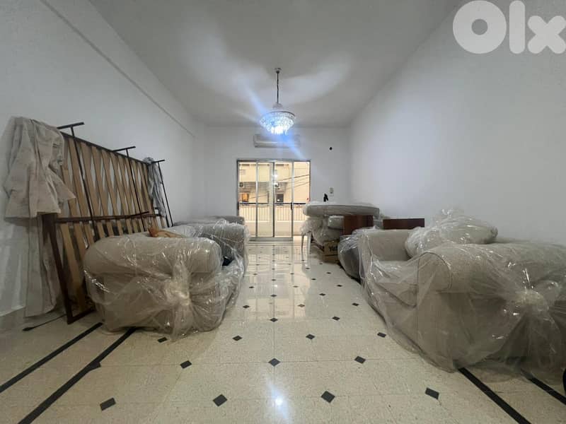 Apartment for Rent in Hamraشقة للإيجار في الحمرا 0