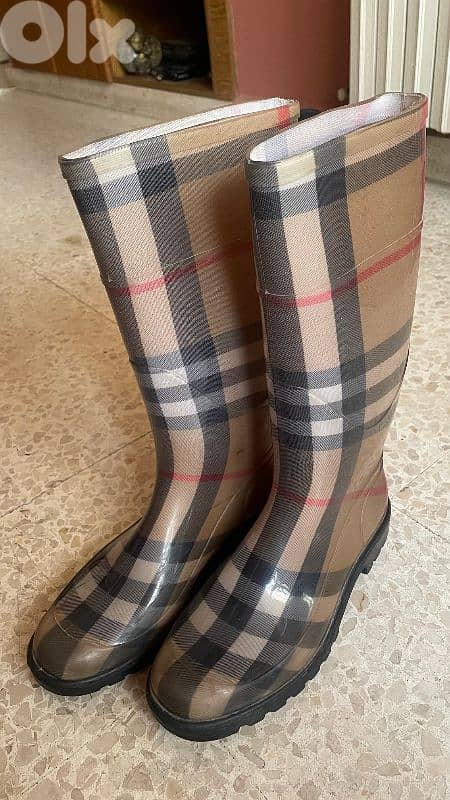 Burberry Original Rain Boots 0