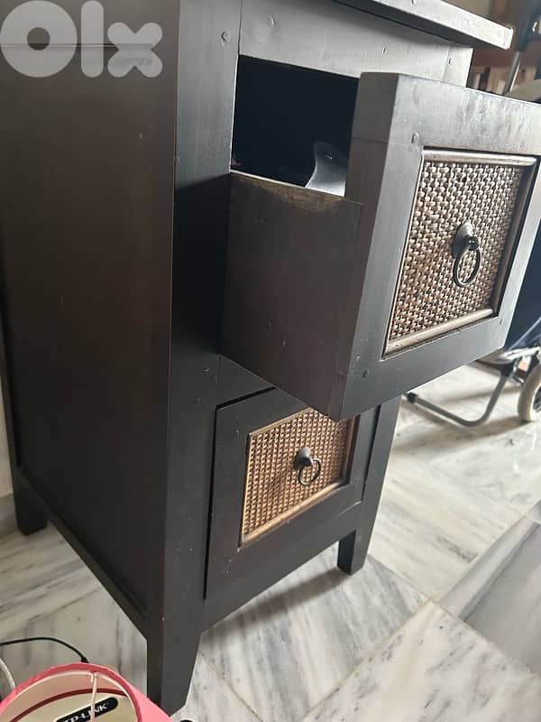 Small chest of drawers / nightstand 1