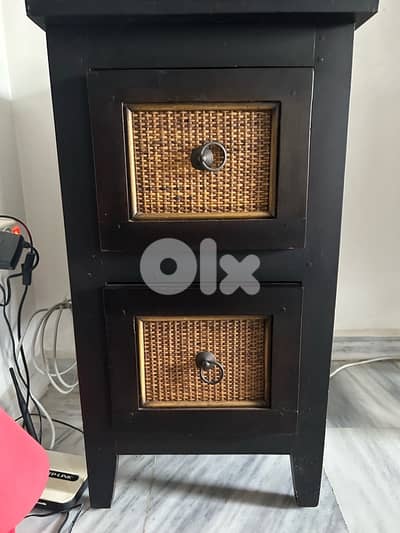 Small chest of drawers / nightstand