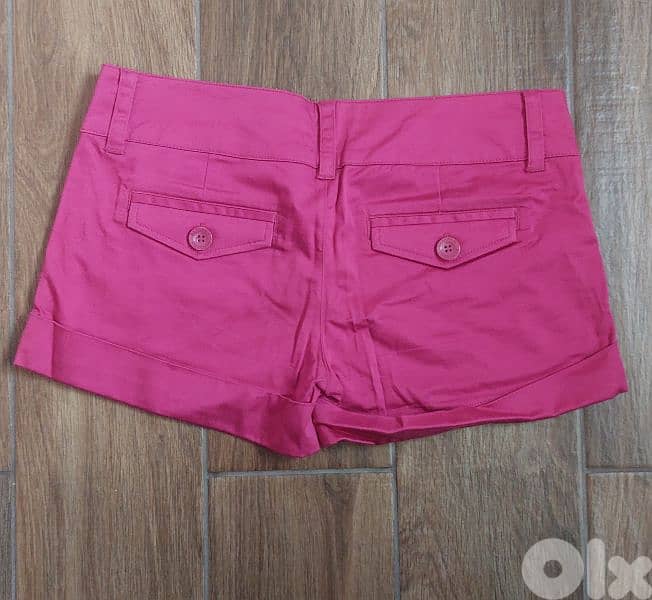 Pants & shorts (5 pieces)small size 9